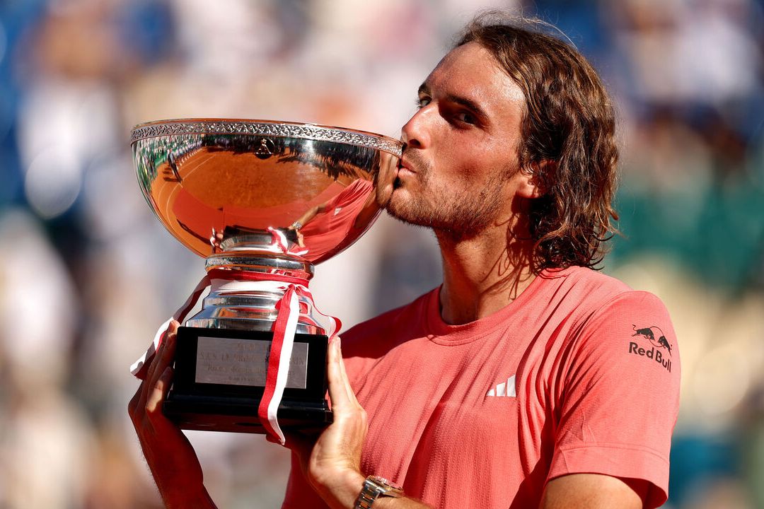 爱游戏官方-联合杯绝杀ATP总决赛，西西帕斯统治全场