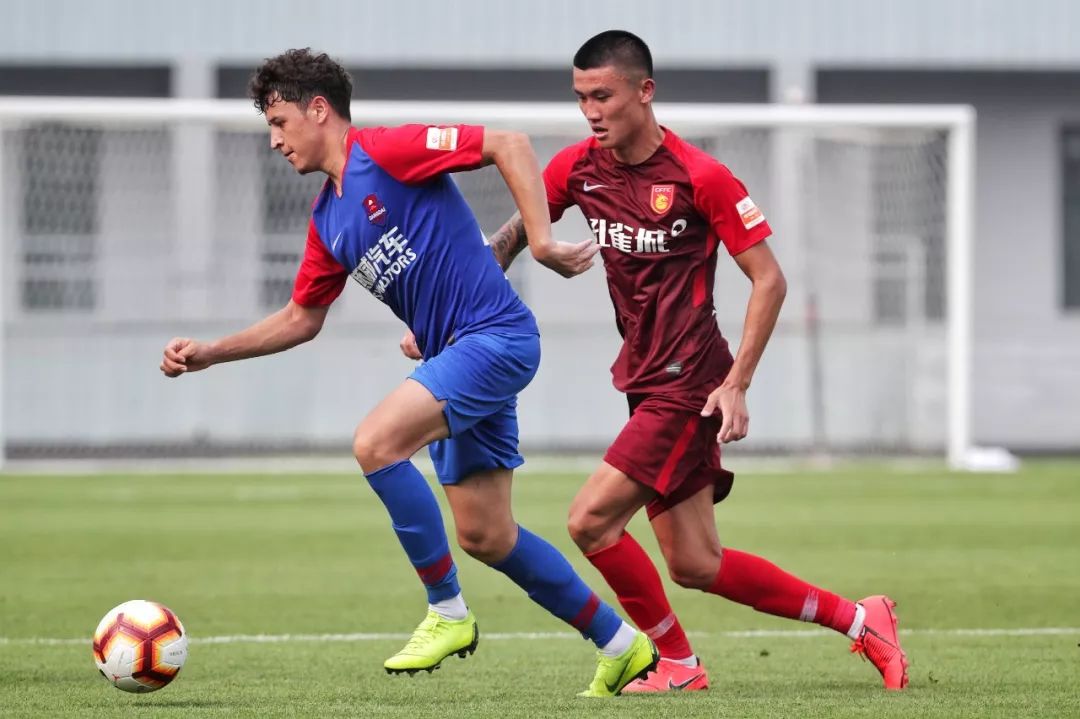 爱游戏官方-韩国队逆转中国队，梁靖崑惊艳四座