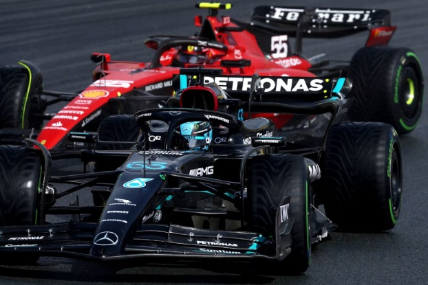 哈斯车队逆转索伯车队，勒克莱尔扛起全队