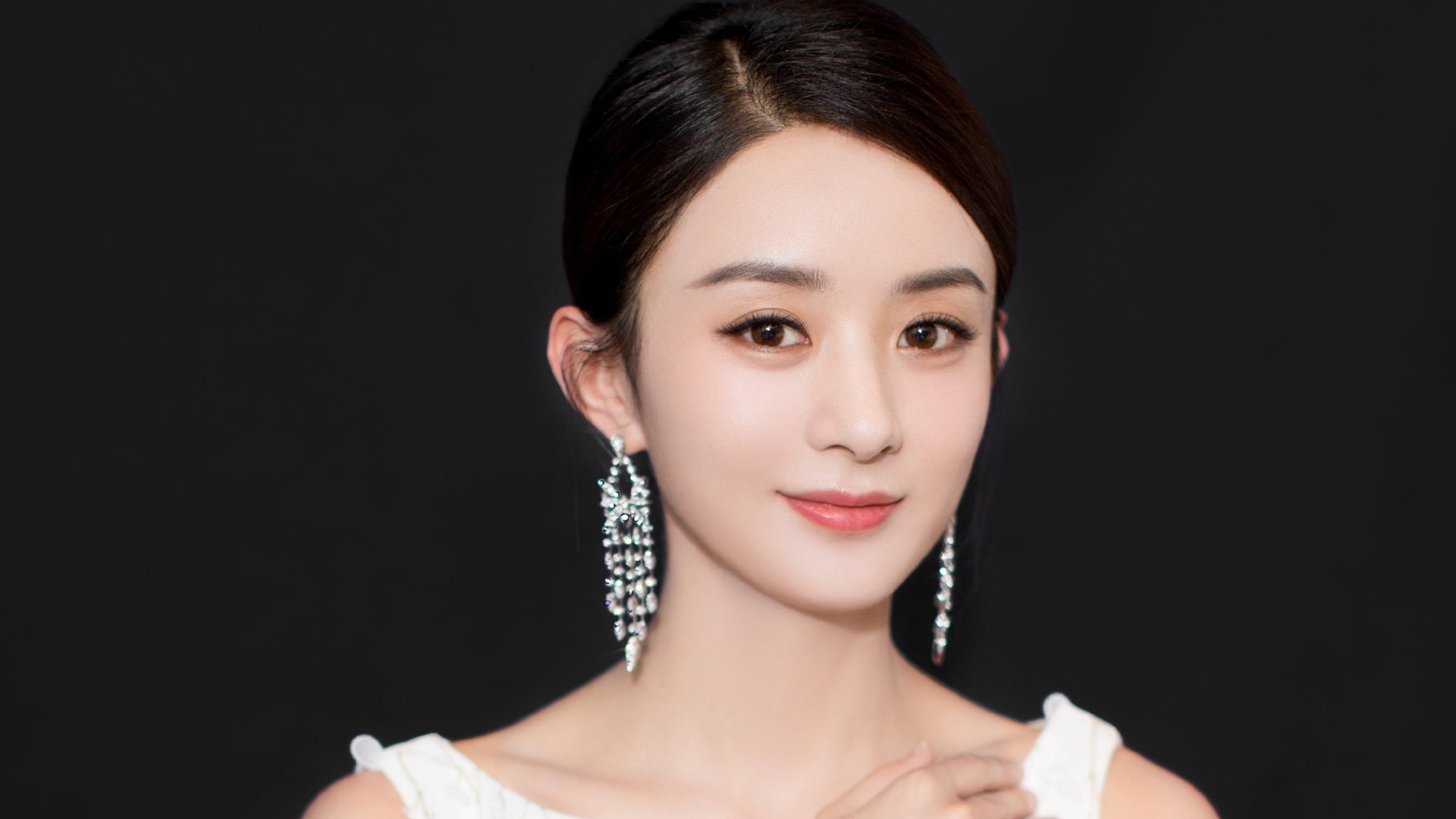 爱游戏入口-平行时空的绿茵场，当萨内的风暴席卷葡萄牙对阵新西兰之夜