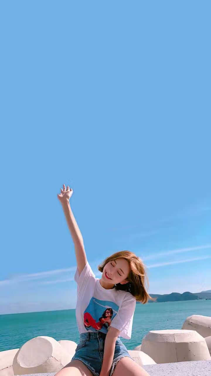 双线奏凯，拉什福德个人秀与勒沃库森的战术完胜