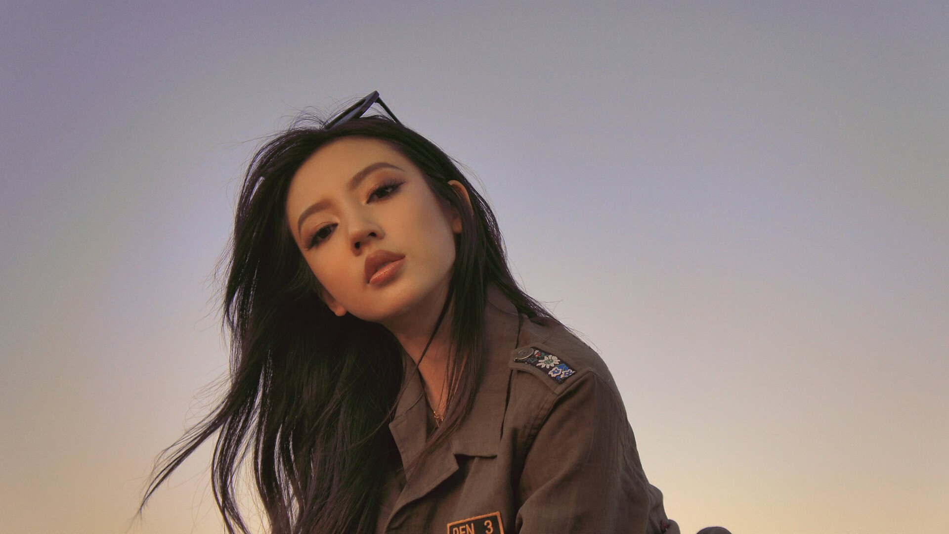 暗夜舞者，阿什拉夫在F1街道赛之夜的致命节奏